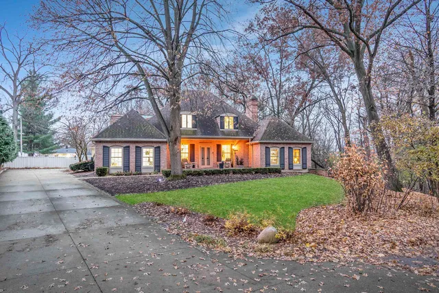 $825,000 | 1428 Carrington Street, Janesville, WI 53545