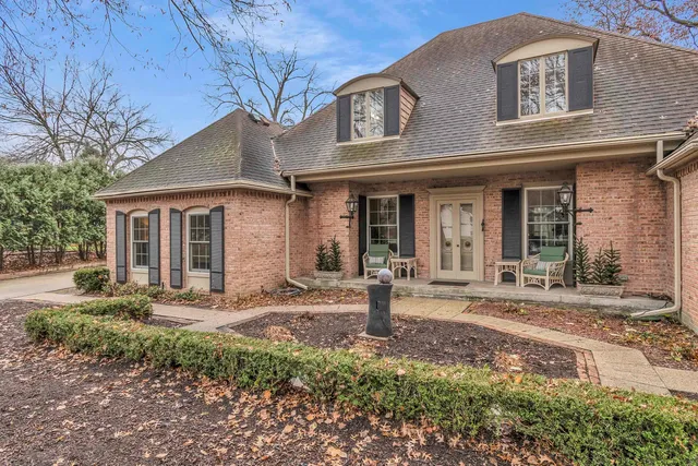 $825,000 | 1428 Carrington Street, Janesville, WI 53545