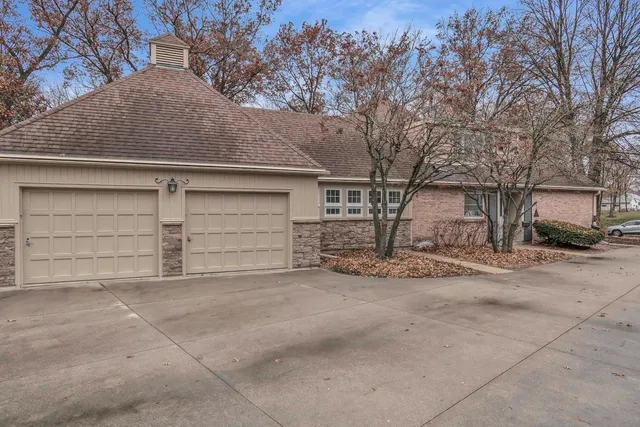 $825,000 | 1428 Carrington Street, Janesville, WI 53545