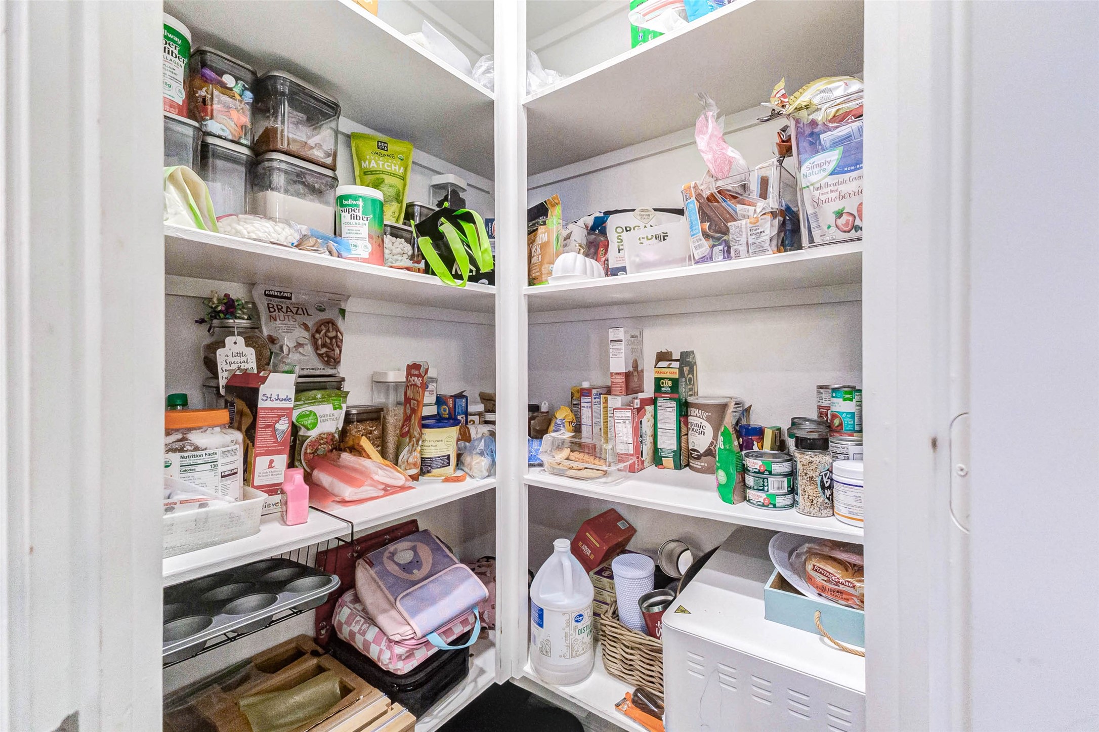 3210 Montclair Orchard Trace Spring, TX 77386 - Photo 17 of 38 Large pantry