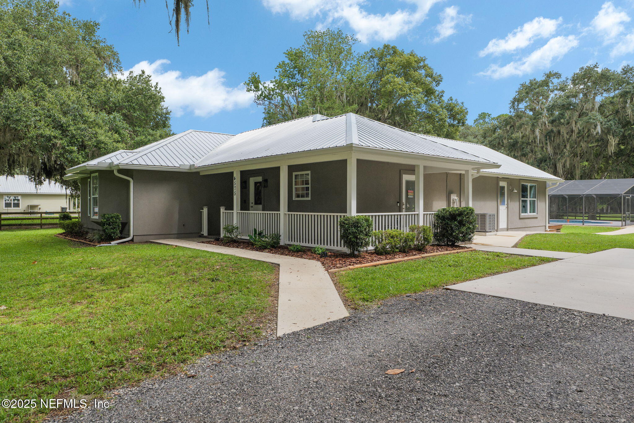 4575 Wolfe Road St. Augustine, FL 32092 - Photo 6 of 60 Front of home