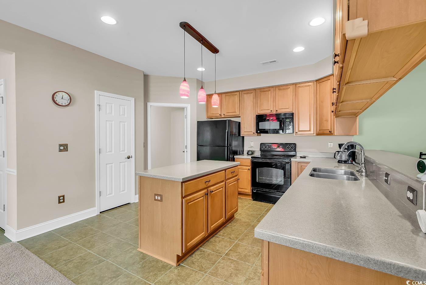 641 Botany Loop, Unit 63 Murrells Inlet, SC 29576 - Photo 4 of 40