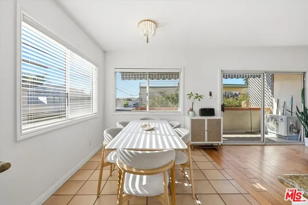 $599,000 | 2702 11th Street, Unit 5, Santa Monica, CA 90405
