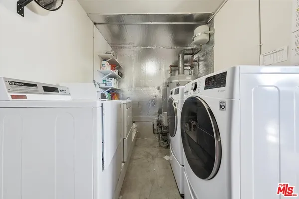$599,000 | 2702 11th Street, Unit 5, Santa Monica, CA 90405