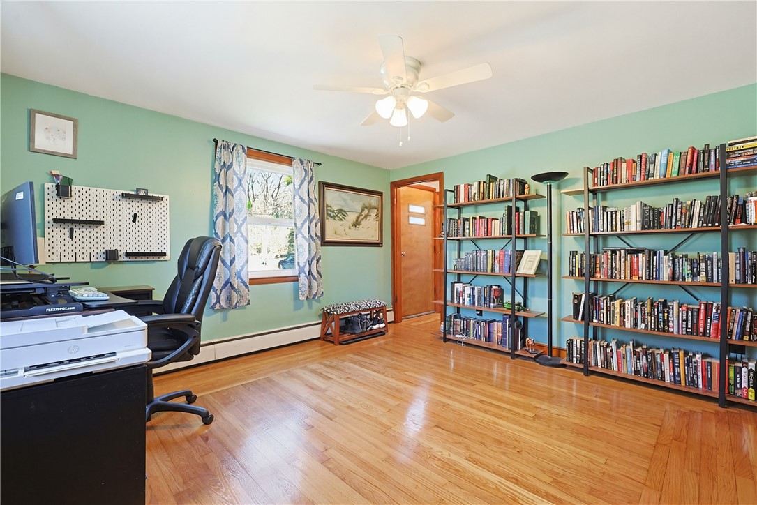 18 Adelaide Avenue Smithfield, RI 02917 - Photo 12 of 23