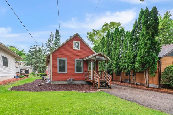 $434,900 | 5535 Lake Mendota Drive, Madison, WI 53705