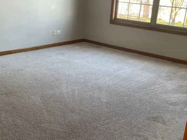 $3,950 | 13356 Vicarage Drive, Plainfield, IL 60585