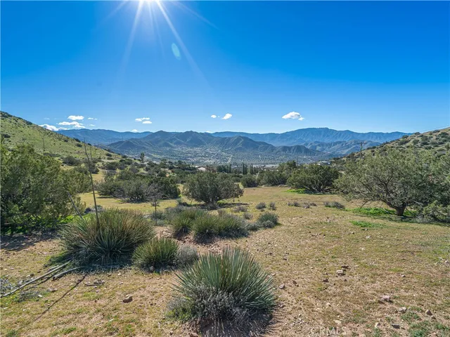 $199,999 | 0 Vac/1/2 Mi N Sierra Hwy/i Mi E Street, Acton, CA 93510