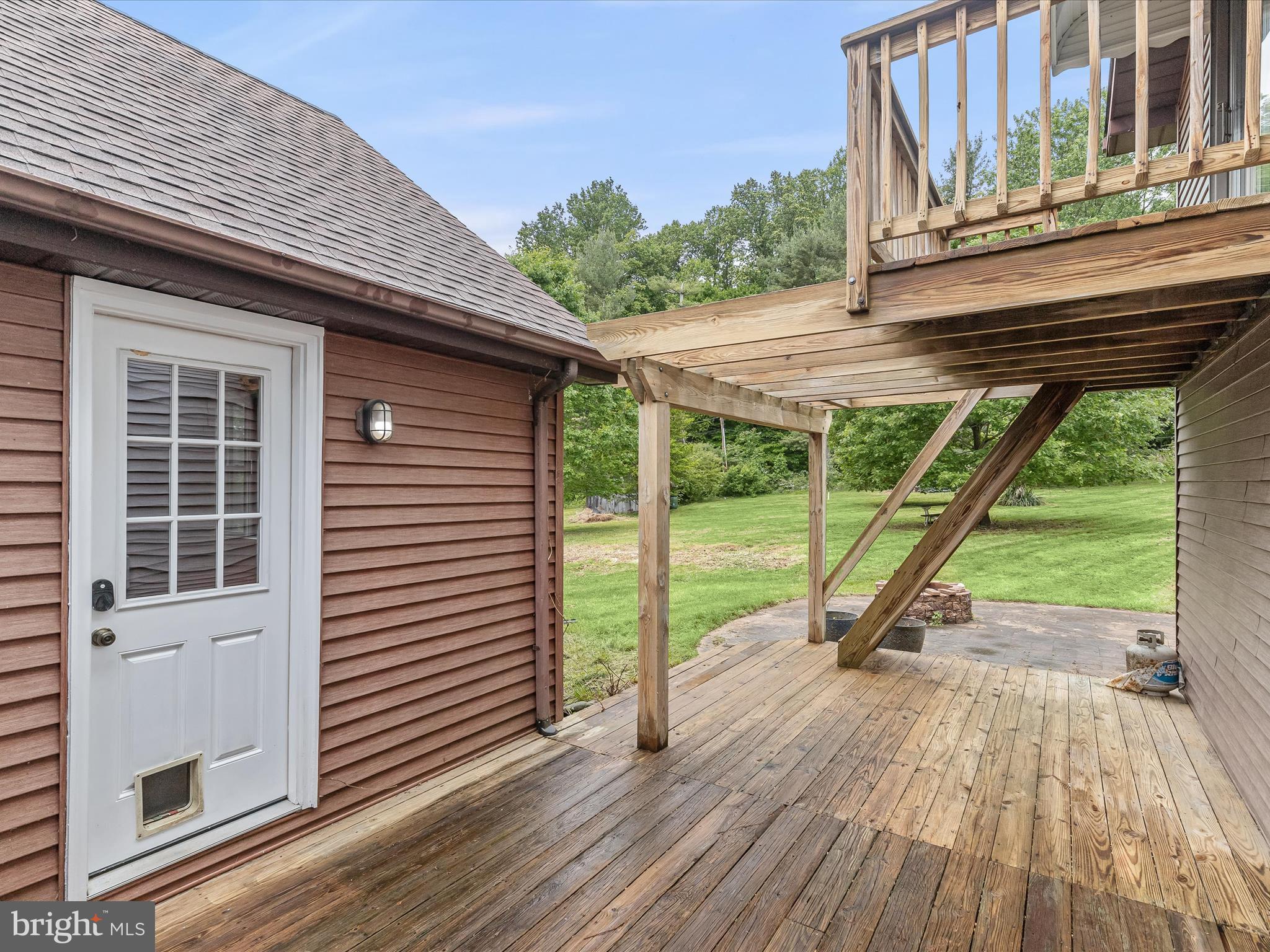 16489 Frederick Road Woodbine, MD 21797 - Photo 54 of 87 Balcony Deck