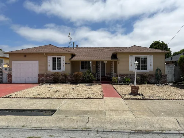 $2,500 | 1226 148th Avenue, San Leandro, CA 94578