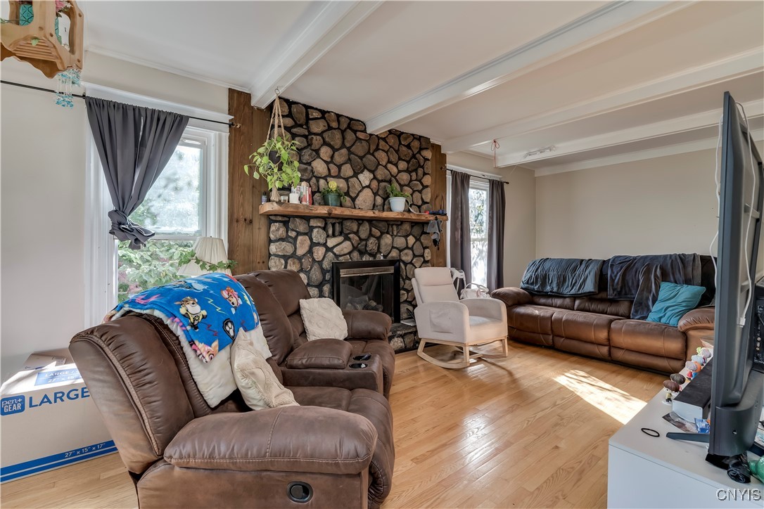 314 South Hamilton Street Watertown, NY 13601 - Photo 2 of 25