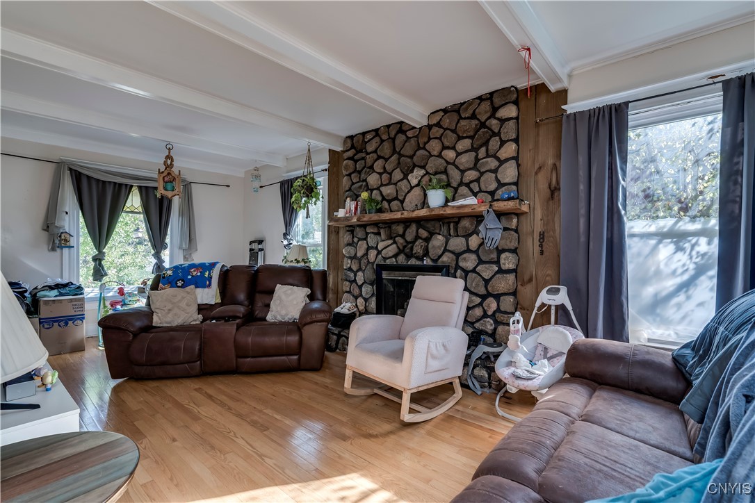 314 South Hamilton Street Watertown, NY 13601 - Photo 3 of 25