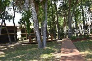 $1,300 | 120 Hibiscus Woods Court, Unit 7B, Deltona, FL 32725