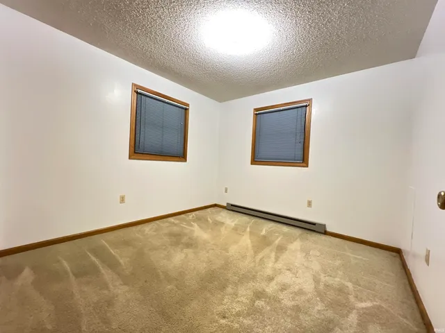 $174,900 | 220 East 950 South, Fairmount, IN 46928