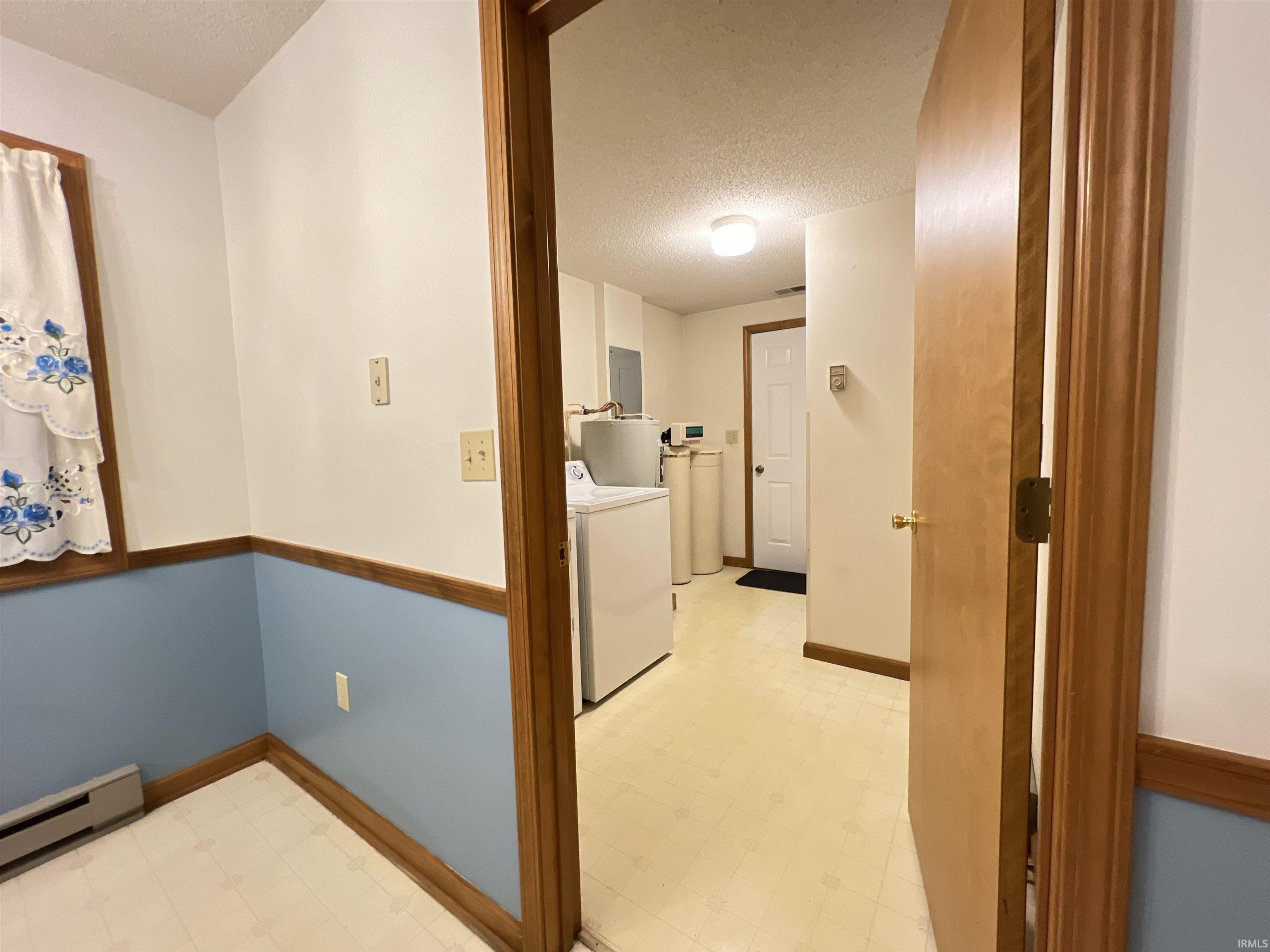 220 East 950 South Fairmount, IN 46928 - Photo 22 of 25