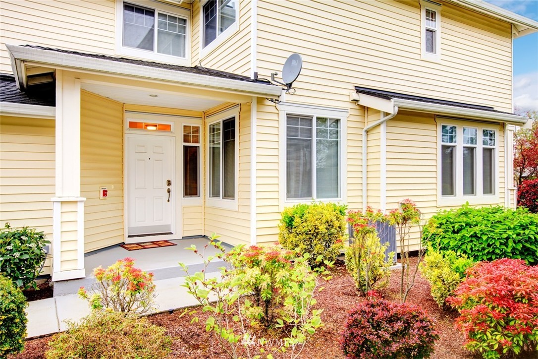 10926 Southeast 187th Lane Renton, WA 98055 - Photo 13 of 14 Gallery Image 13