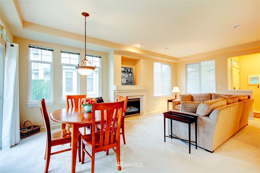 10926 Southeast 187th Lane Renton, WA 98055 - Photo 3 of 14 Gallery Image 3