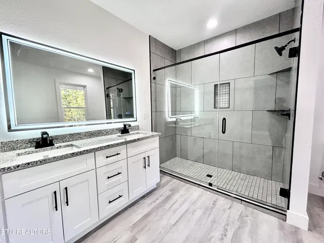 $459,000 | 6517 Topez Drive, Crossville, TN 38572