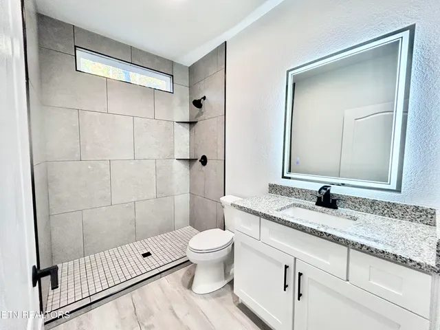 $459,000 | 6517 Topez Drive, Crossville, TN 38572