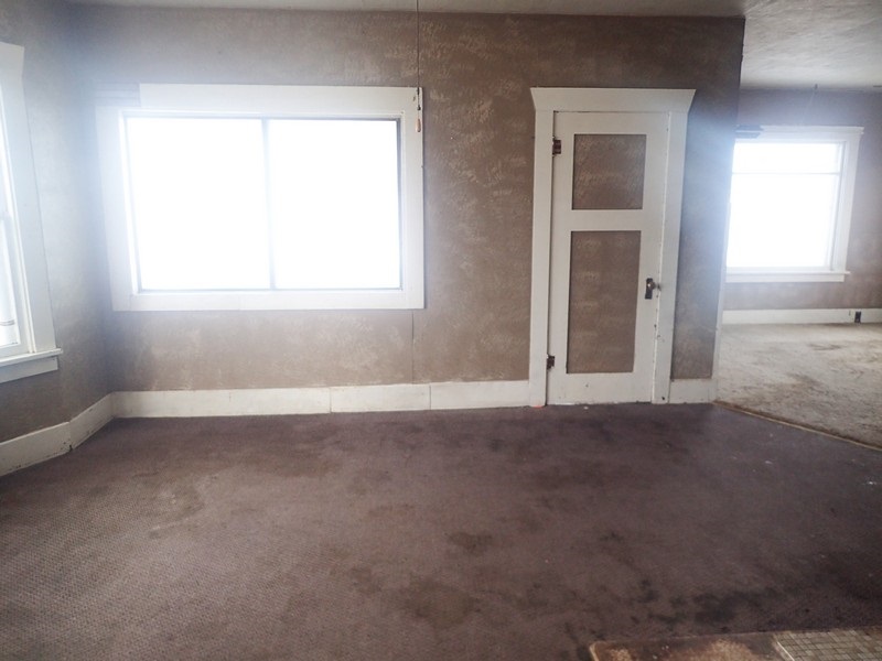 188 Southwest County Road Wilbur, WA 99185 - Photo 5 of 20 Gallery Image 5