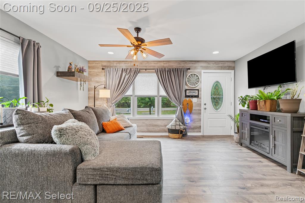 6237 East Atherton Road Burton, MI 48519 - Photo 14 of 37 Gallery Image 14