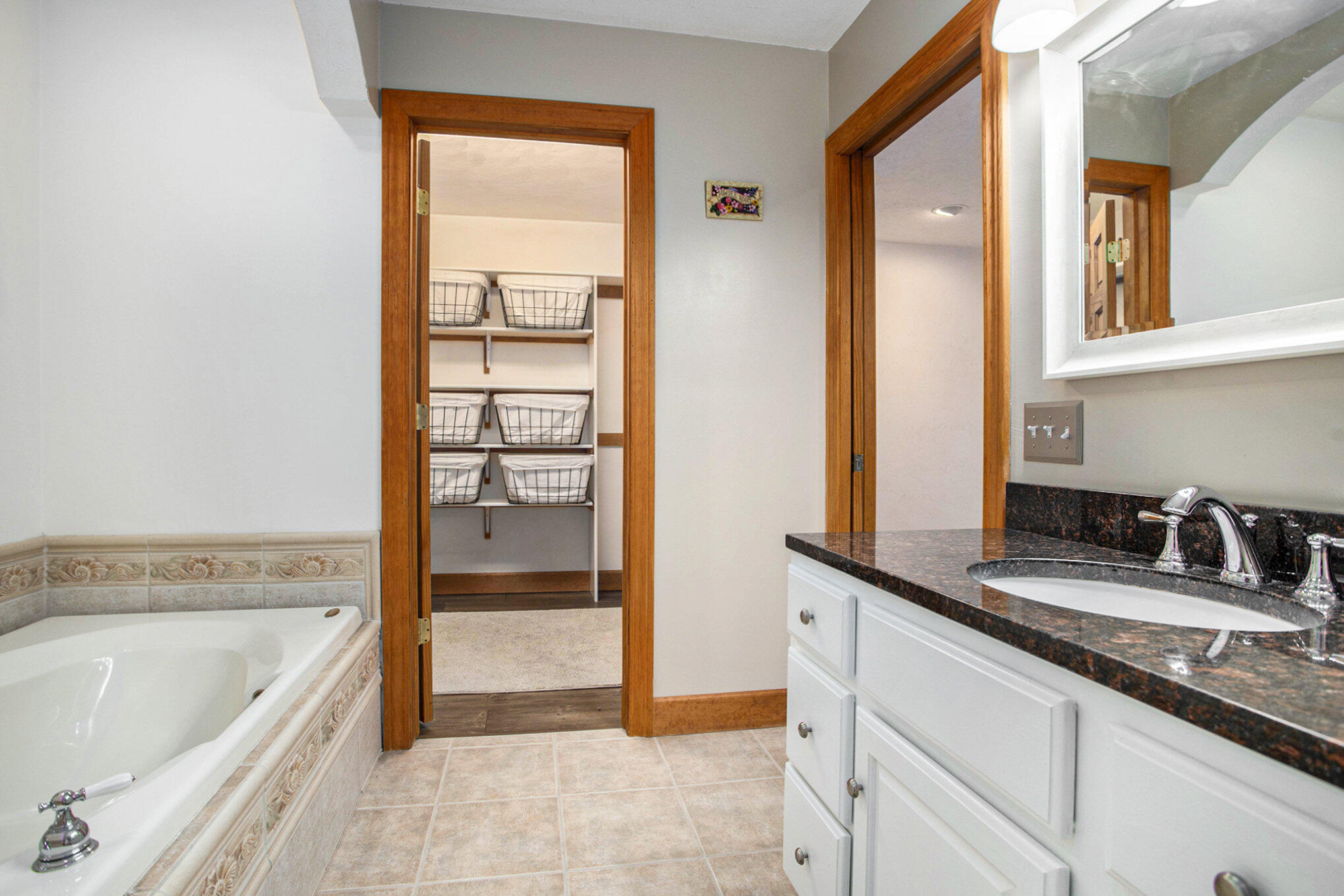 1126 Hunter Ridge Battle Creek, MI 49017 - Photo 27 of 48 017_90a4990