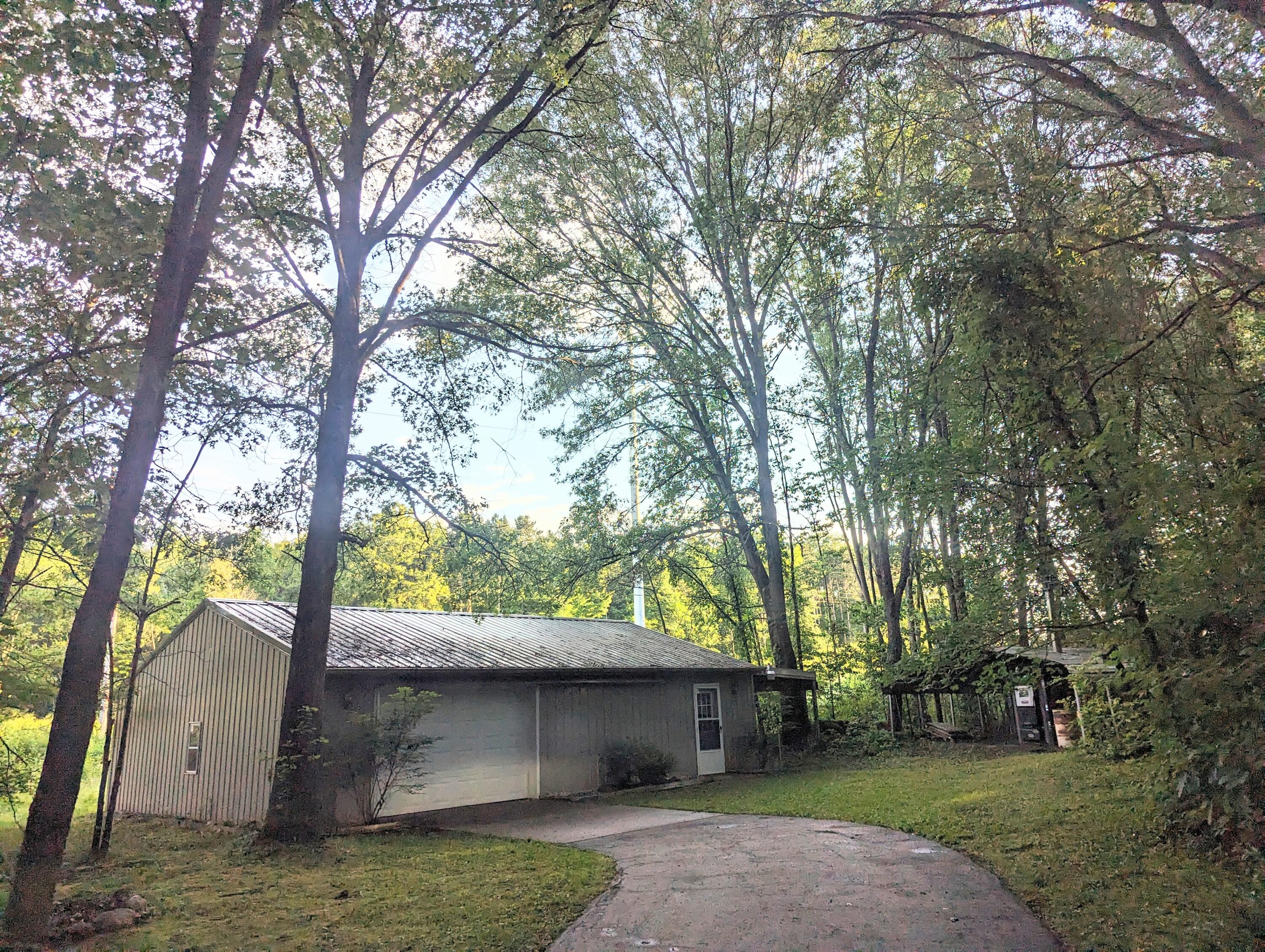 1126 Hunter Ridge Battle Creek, MI 49017 - Photo 41 of 48 PXL_20240614_000409604