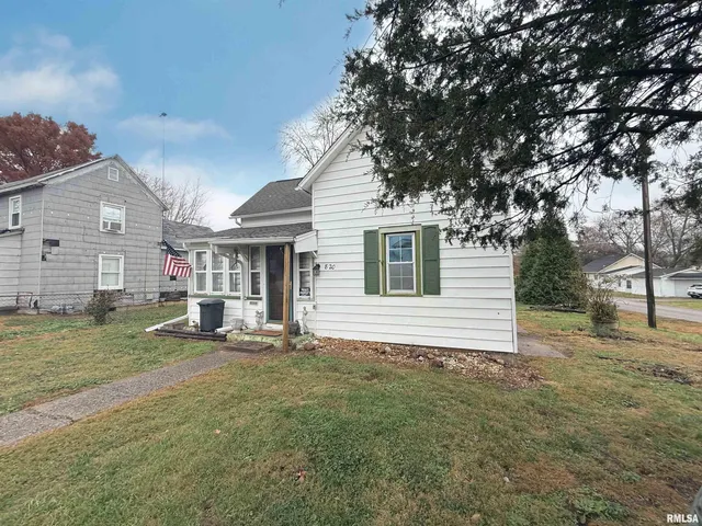 $49,000 | 820 South 10th Street, Herrin, IL 62948