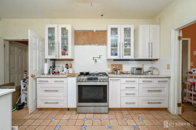 $1,100,000 | 1 Partridge Court, Plainsboro, NJ 08512