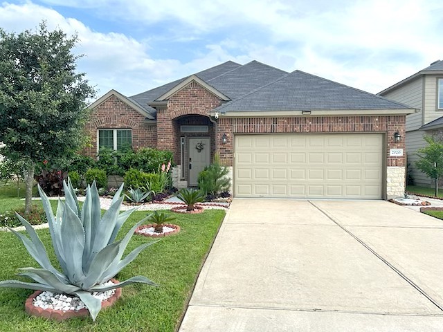 2020 Cedar Tree Court Conroe, TX 77301 - Photo 1 of 26 Curb appeal is just the beginning. Like new 2020 built by Colina Homes. Pet free home