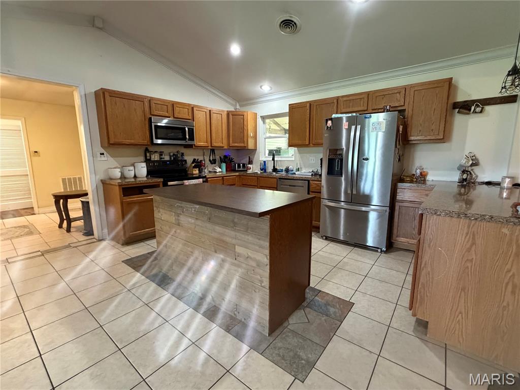 2707 North Service Road West St. Clair, MO 63077 - Photo 11 of 33