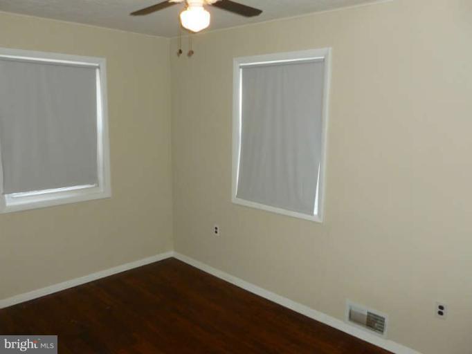 4707 Raspe Avenue Baltimore, MD 21206 - Photo 14 of 20 Bedroom