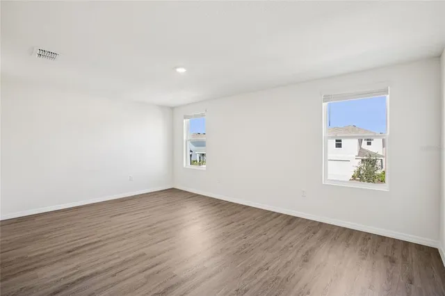 $3,000 | 35992 Sunflower Hl Drive, Zephyrhills, FL 33541