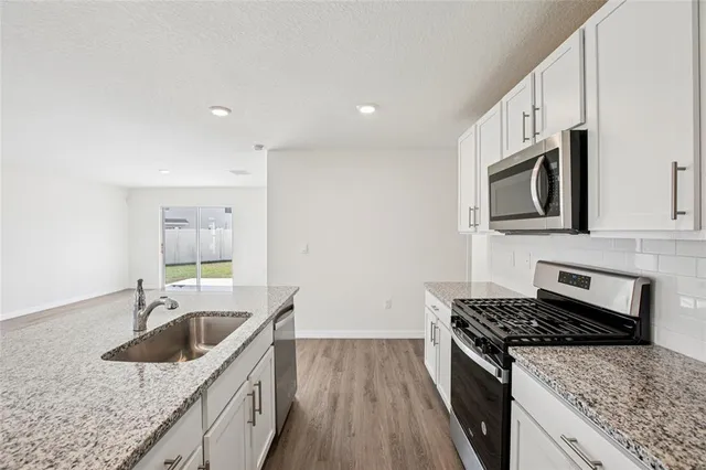 $3,000 | 35992 Sunflower Hl Drive, Zephyrhills, FL 33541