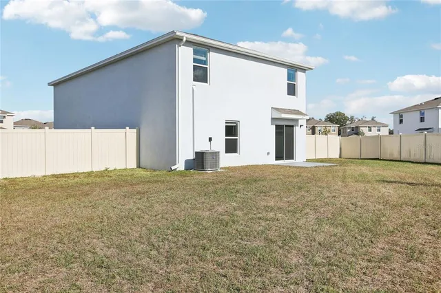 $3,000 | 35992 Sunflower Hl Drive, Zephyrhills, FL 33541