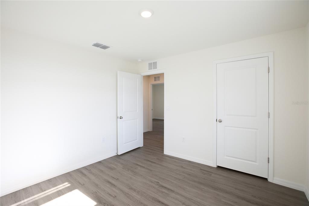 35992 Sunflower Hl Drive Zephyrhills, FL 33541 - Photo 10 of 44