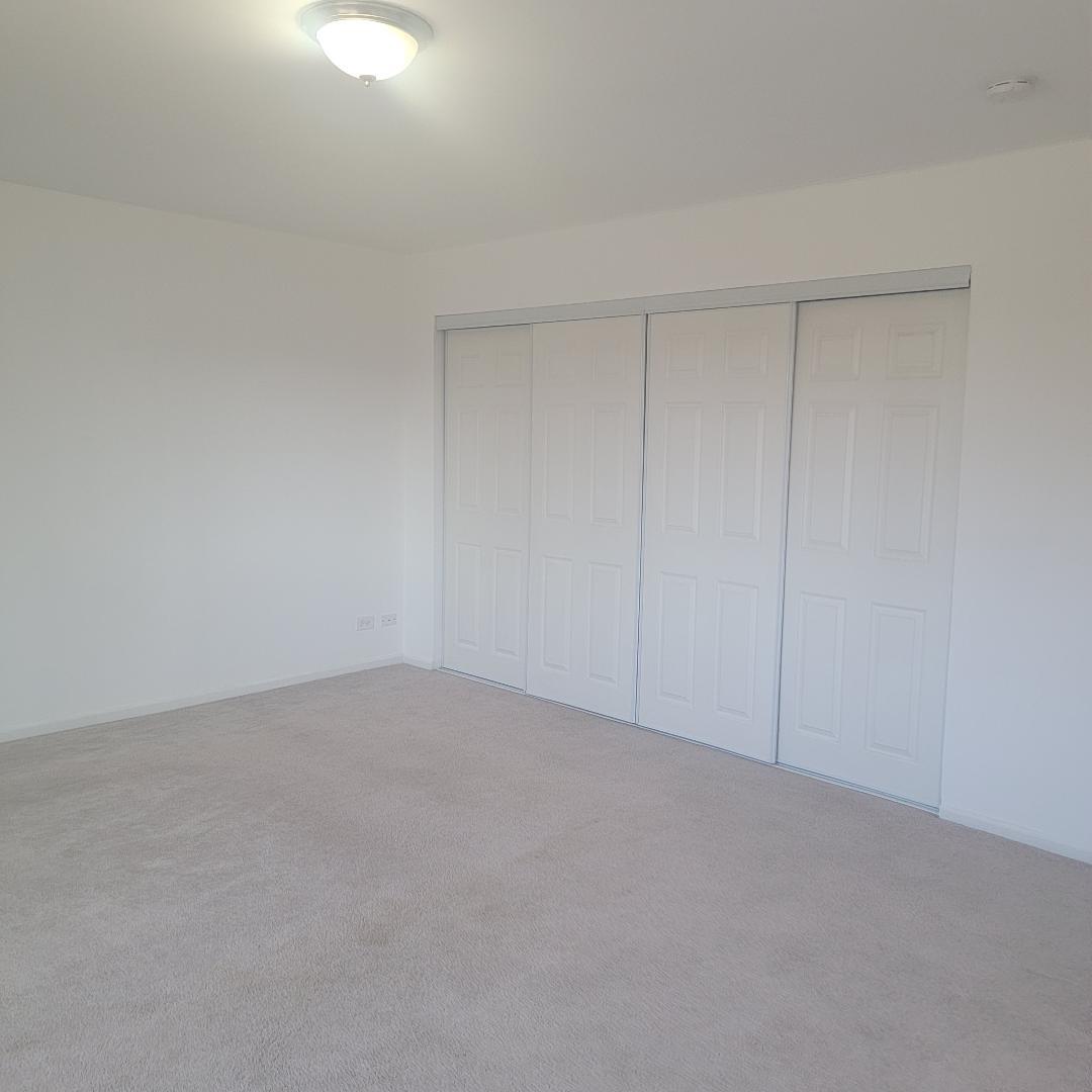 217 Pheasant Road Matteson, IL 60443 - Photo 12 of 27 a view of an empty room and entryway