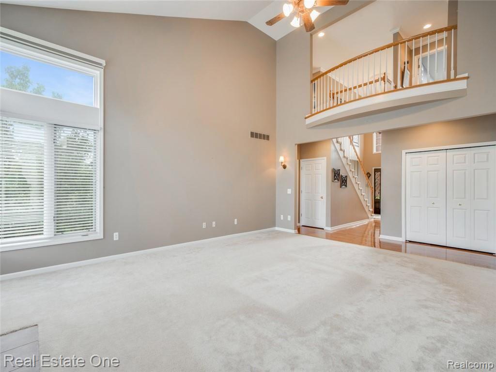 1234 Letica Drive Rochester, MI 48307 - Photo 8 of 32