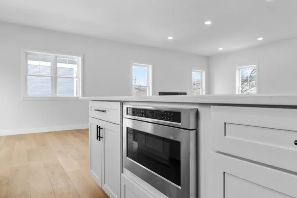 $1,299,900 | 335 Salem Street, North Andover, MA 01845
