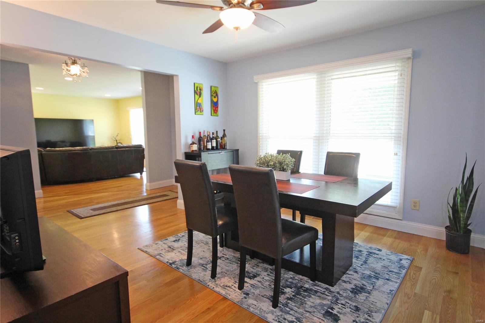 14191 Ladue Road Chesterfield, MO 63017 - Photo 6 of 31 Gallery Image 6