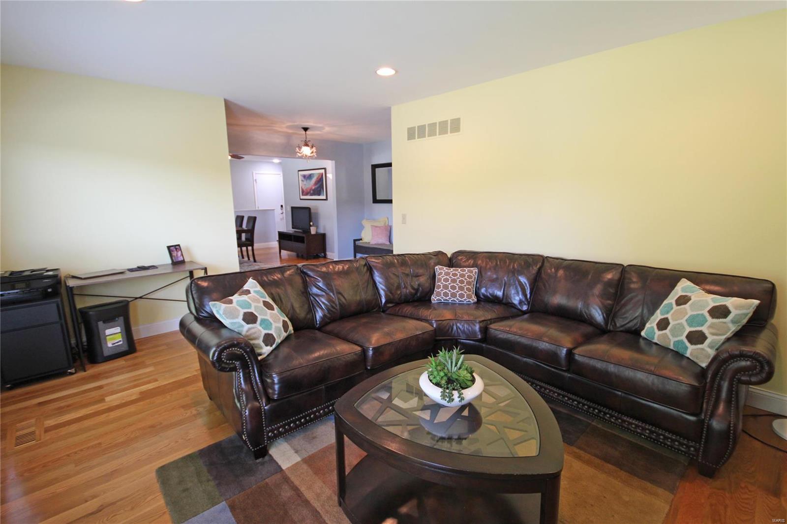 14191 Ladue Road Chesterfield, MO 63017 - Photo 8 of 31 Gallery Image 8