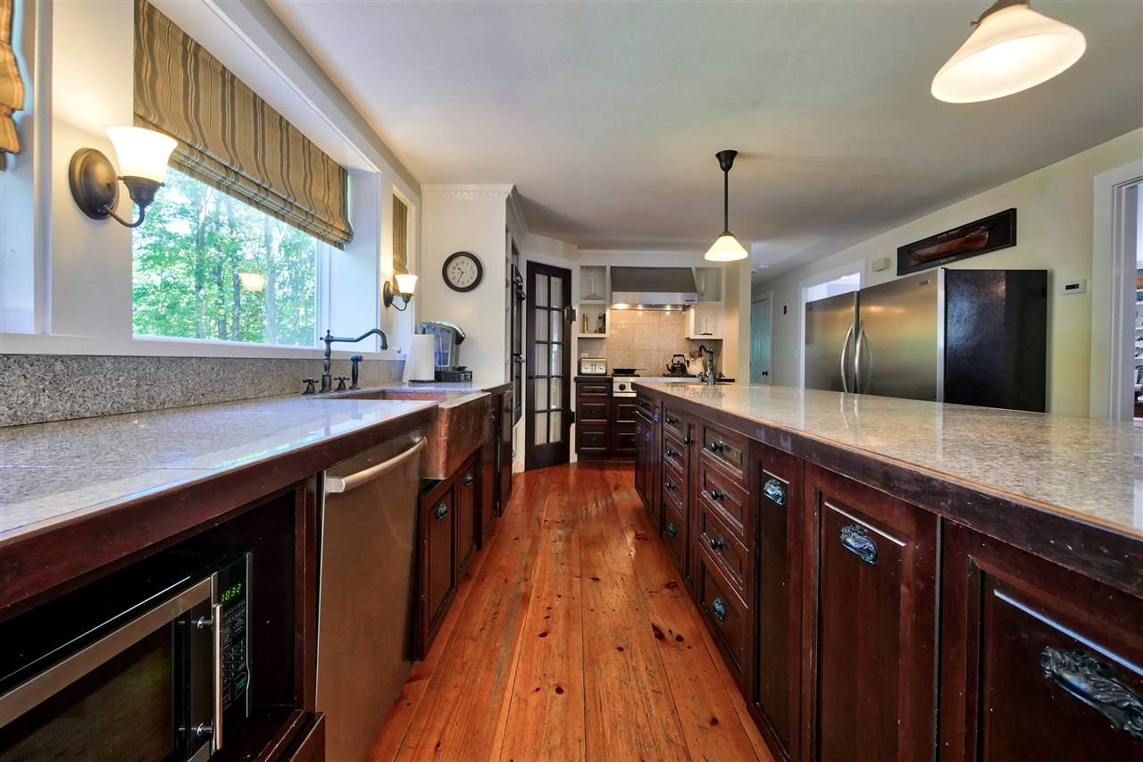 565 East Mountain Road Peterborough, NH 03458 - Photo 8 of 40 Gallery Image 8