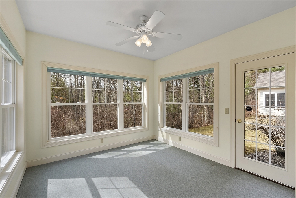 135 Beach Road, Unit E2 Salisbury, MA 01952 - Photo 13 of 35