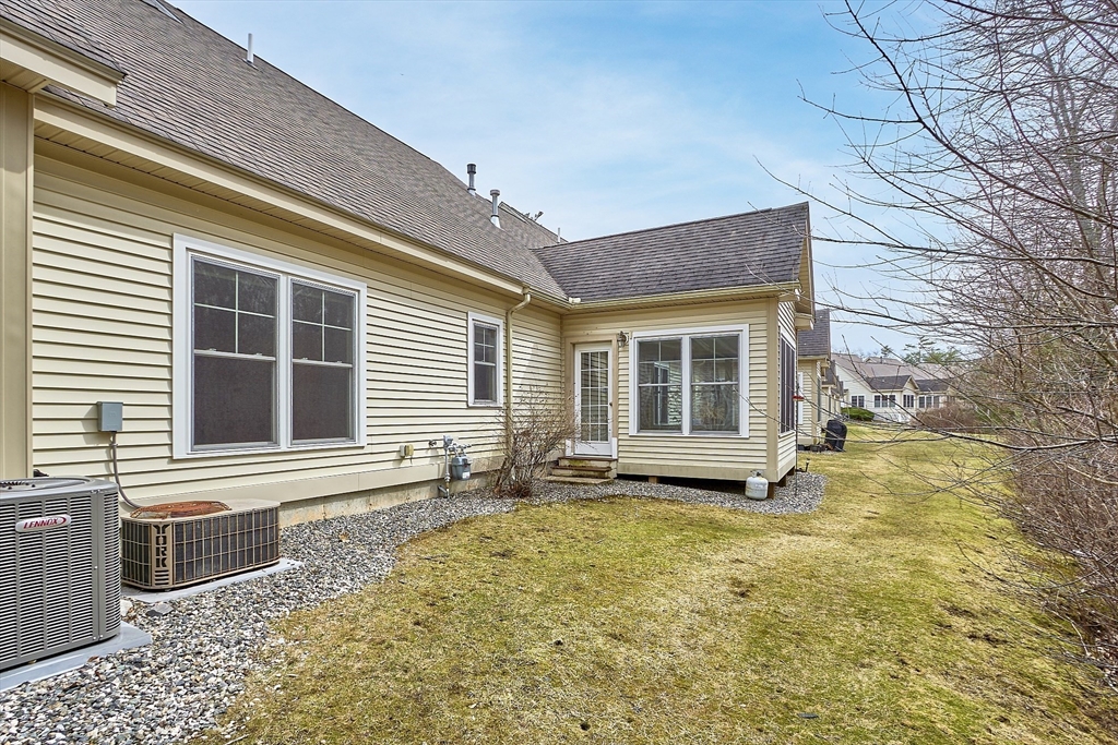 135 Beach Road, Unit E2 Salisbury, MA 01952 - Photo 27 of 35