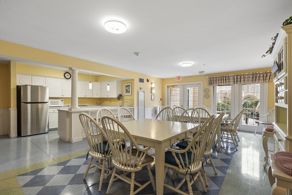 135 Beach Road, Unit E2 Salisbury, MA 01952 - Photo 28 of 35