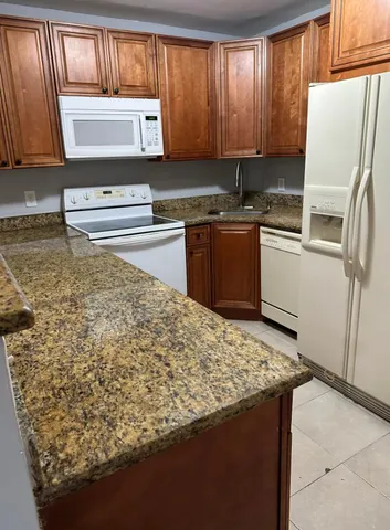$2,350 | 632 9th Street, West Palm Beach, FL 33401
