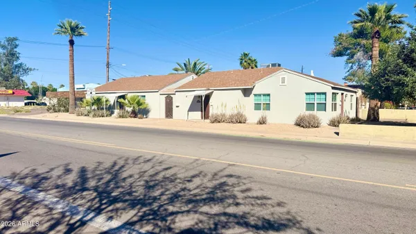 $1,050 | 1505 North 15th Avenue, Phoenix, AZ 85007