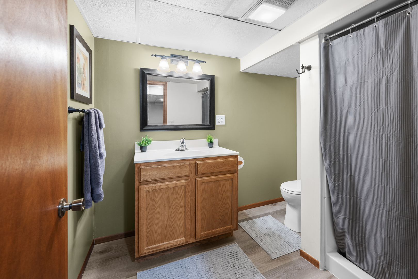 2412 Maplecrest Road Bettendorf, IA 52722 - Photo 15 of 37 Gallery Image 15