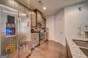 $259,900 | 882 Ambient Way, Atlanta, GA 30331