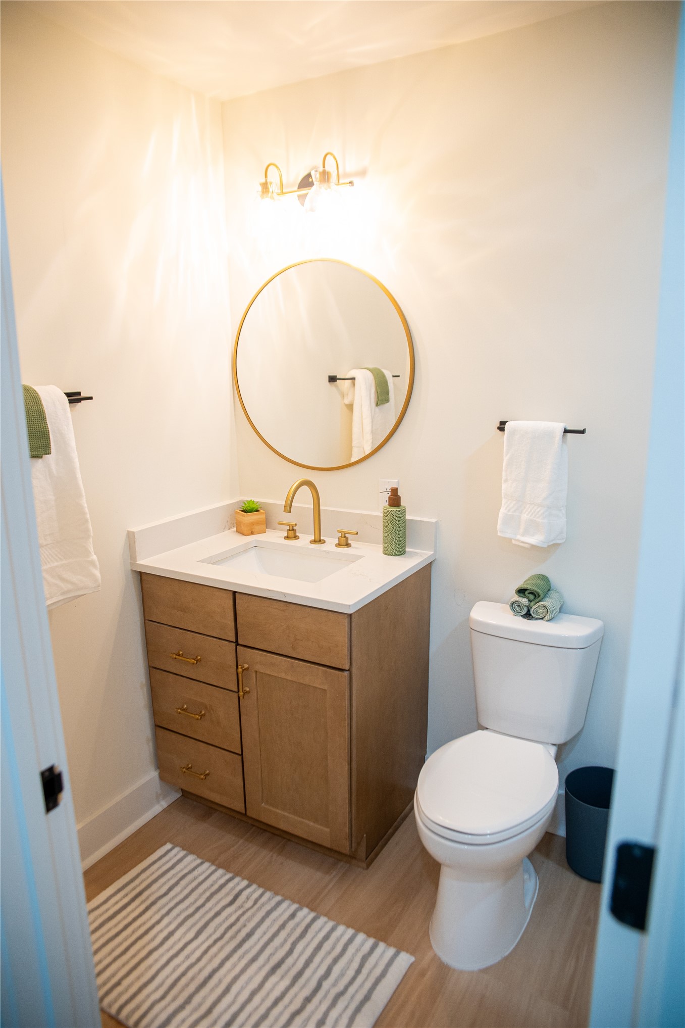 610 Division Street Fernandina Beach, FL 32034 - Photo 26 of 43 primary bath